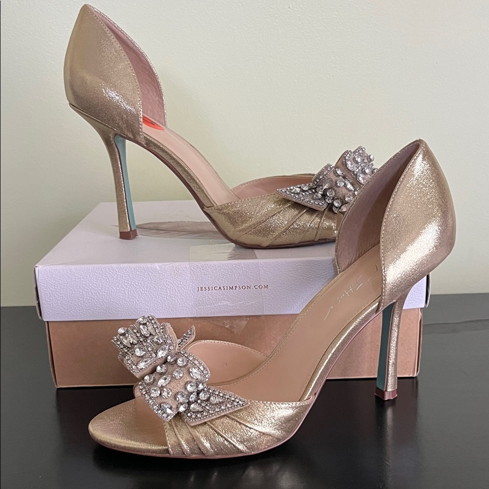 Betsey Johnson Landn Peep Toe Rhinestone Bow Evening Heels. Retail 139.00
